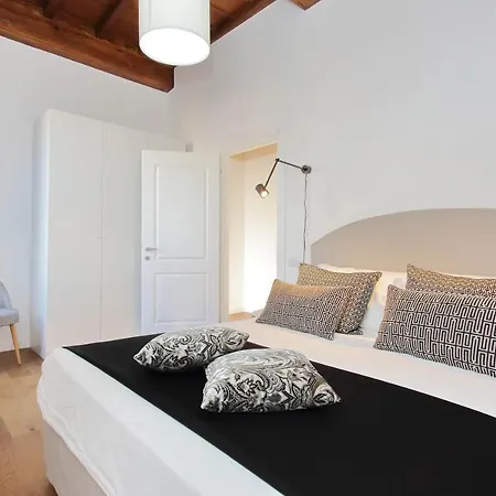 Torre Argentina - Panoramic Penthouse For 8 People With Wonderful Terrace Roma